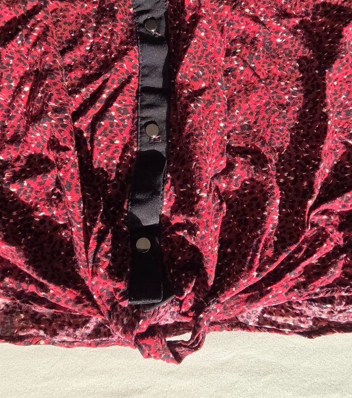 Mim Chemisier Léopard Viscose Rouge Noir Très bon état M - photo numéro 3