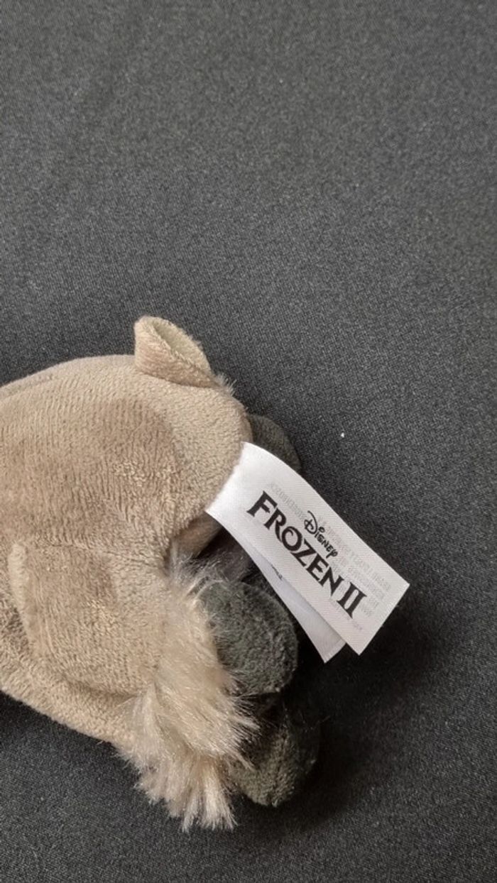 Peluche Sven Reine des Neiges 2 Officiel Disney - photo numéro 4