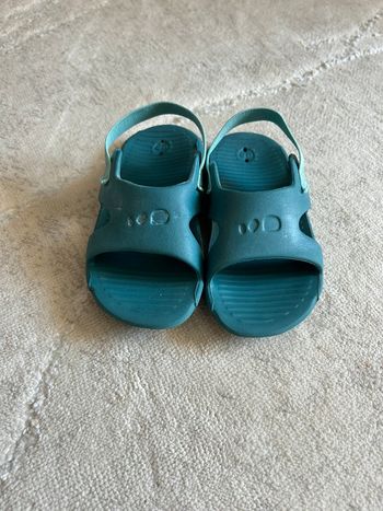 Claquettes de natation taille 23 /24