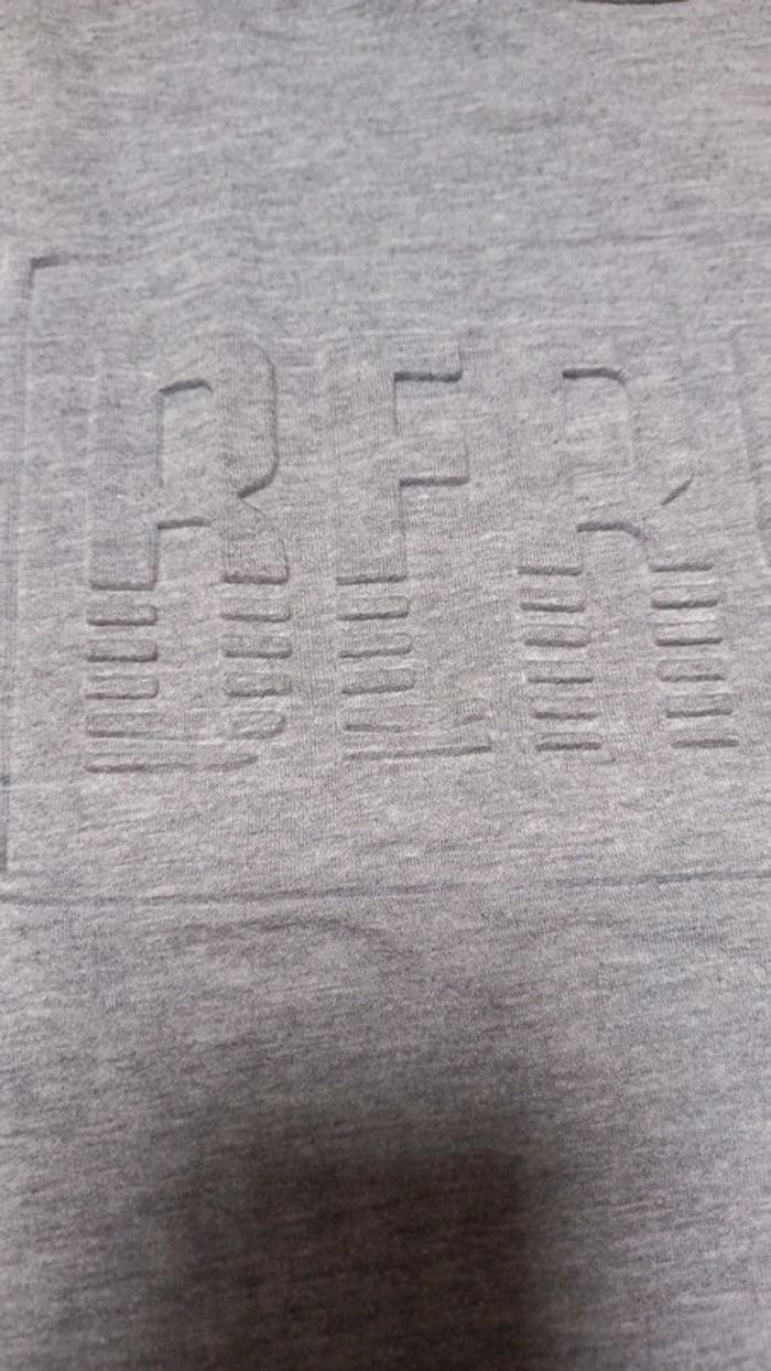 Tee-shirt - photo numéro 2