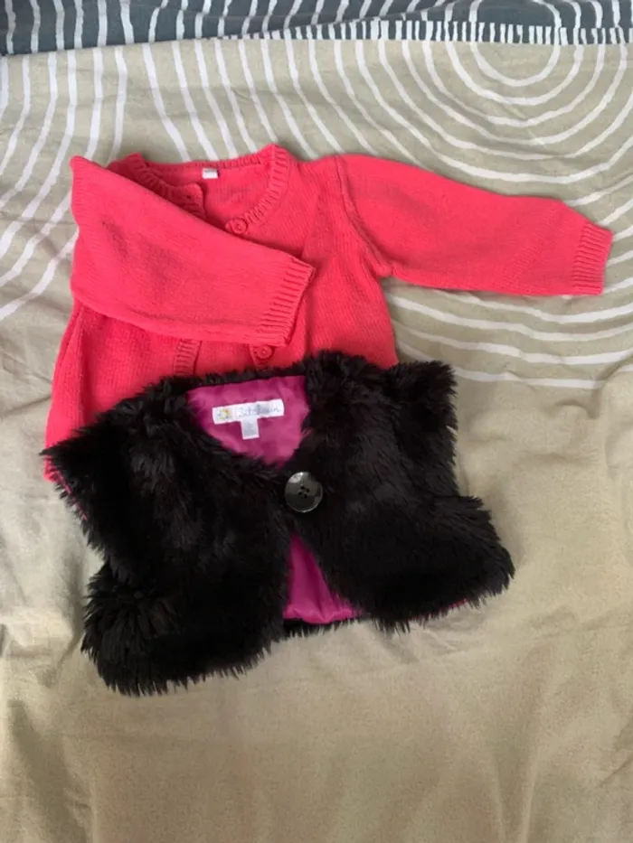 Lot gilet fille