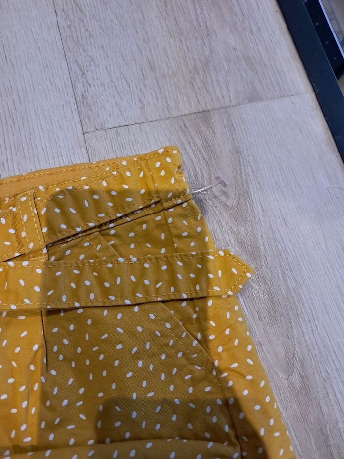 Lot de shorts et jupes neufs 5 ans - photo numéro 7