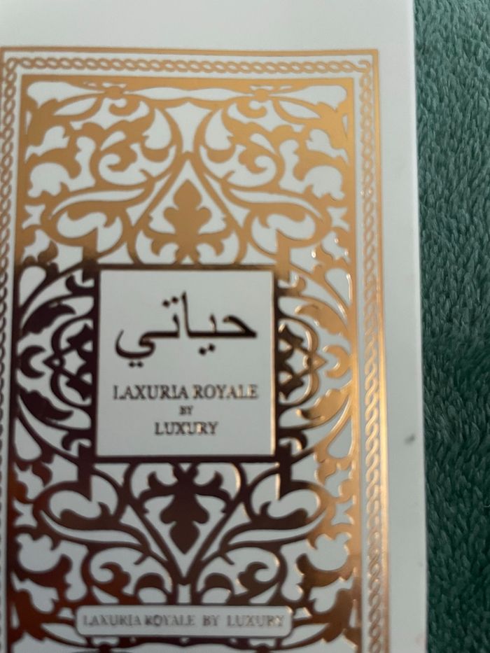 Magnifique eau de parfum  Lacaria Royale de Luxury - photo numéro 5