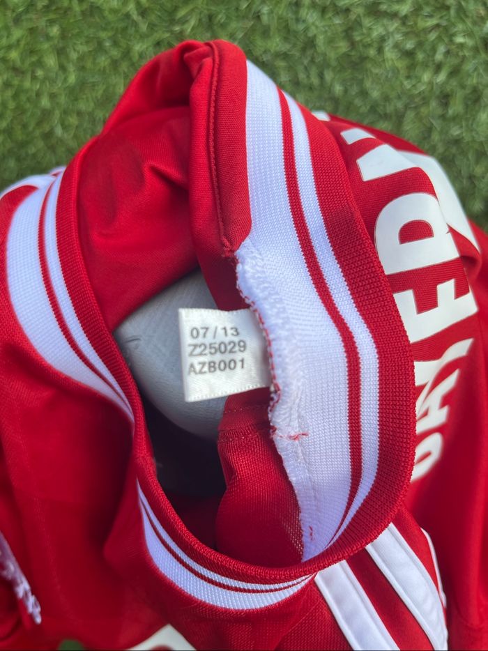Maillot lahm Bayern Munich - photo numéro 9