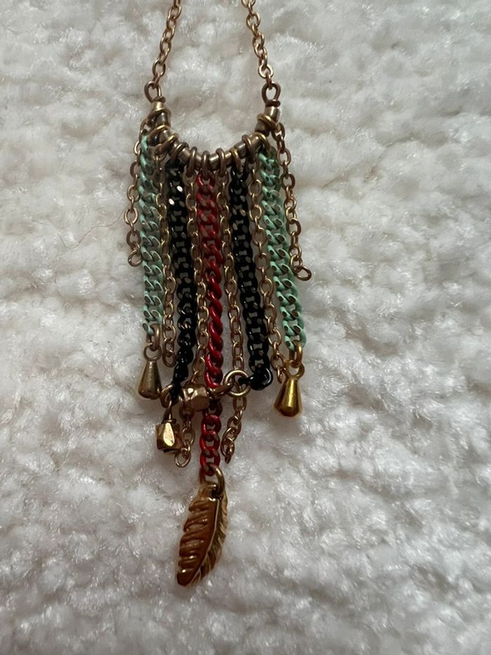 Boucles d’oreilles pendantes doré rouge et vert - photo numéro 2