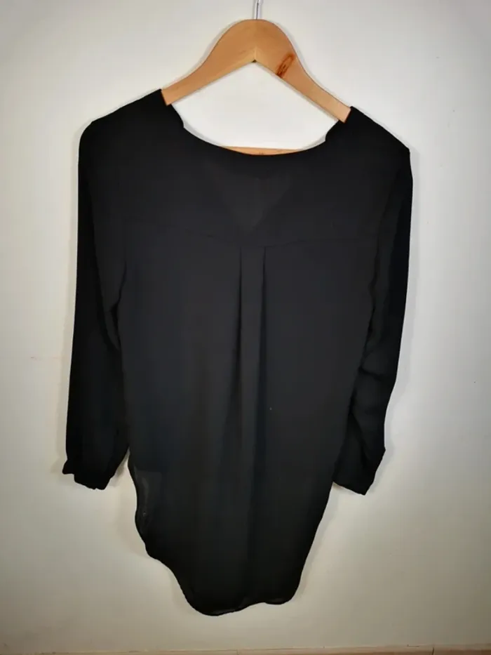 C35 blouse noir zara XS - photo numéro 2