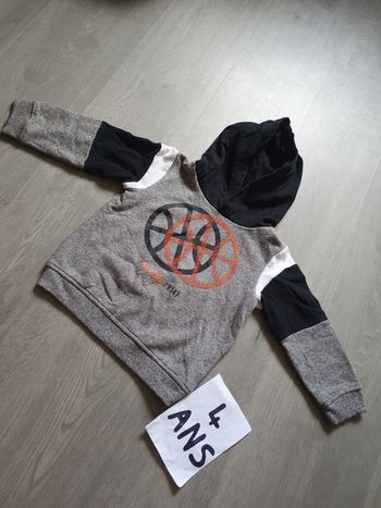 Pull 4ans garçon