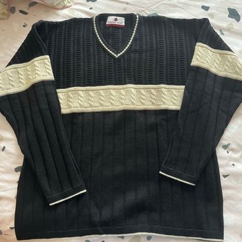 Pull homme encolure v