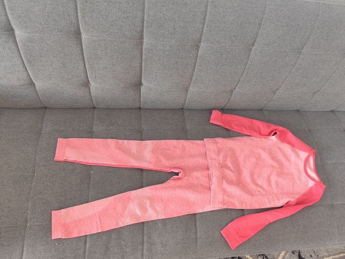 Lot de vêtements sport
