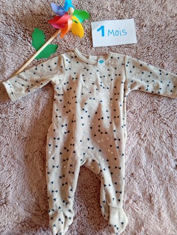 Pyjamas 1 mois