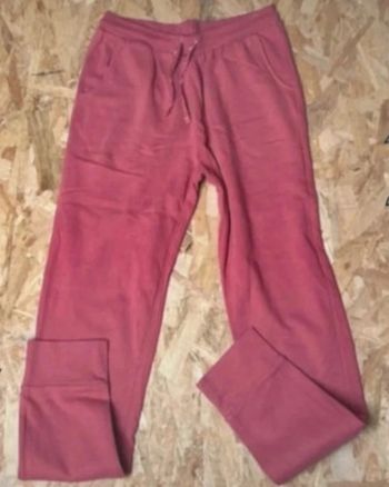 Jogging tape à l’œil 14 ans