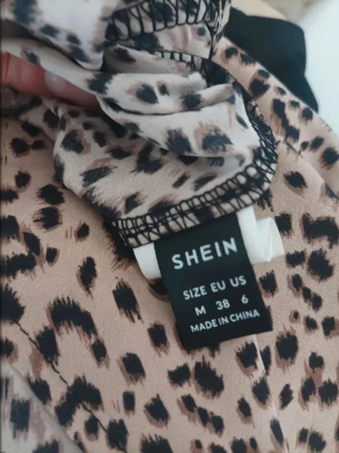 Robe courte manches longues neuve Shein femme taille M - photo numéro 4
