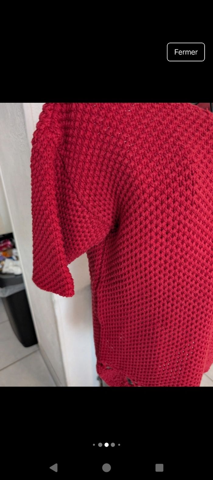 Magnifique pull neuf Naf Naf maille couleur framboise taille 38 en parfait état - photo numéro 4