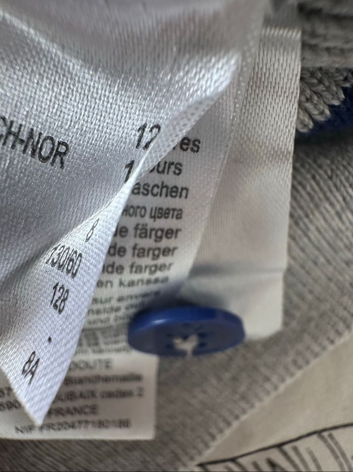 Pull gris rayé bleu la redoute taille 8 ans très bon état - photo numéro 3