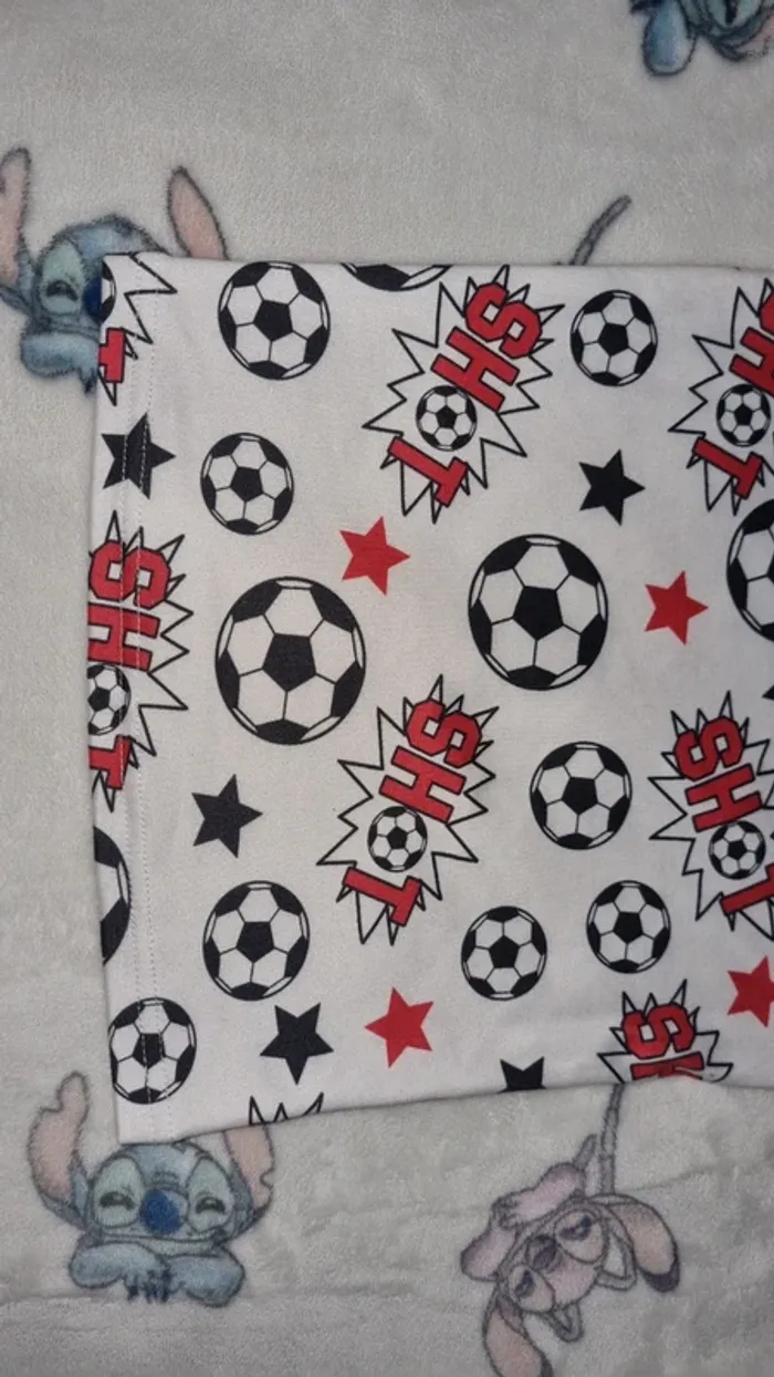 Pyjama short 6 ans en très bon état - photo numéro 4