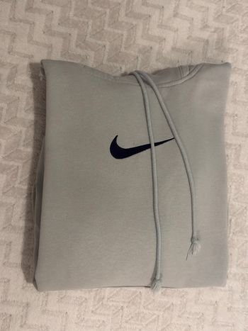 Sweat à capuche Nike bleu clair – Taille XS – Très bon ét