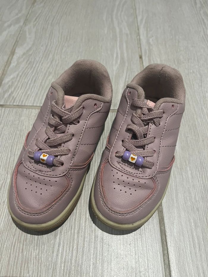 Basket fille taille 25