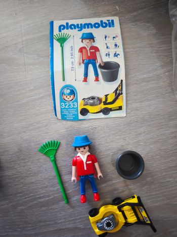 Playmobil 3233 - Jardinier et tondeuse