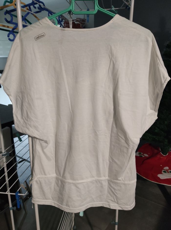 T-shirt taille 2 - photo numéro 2