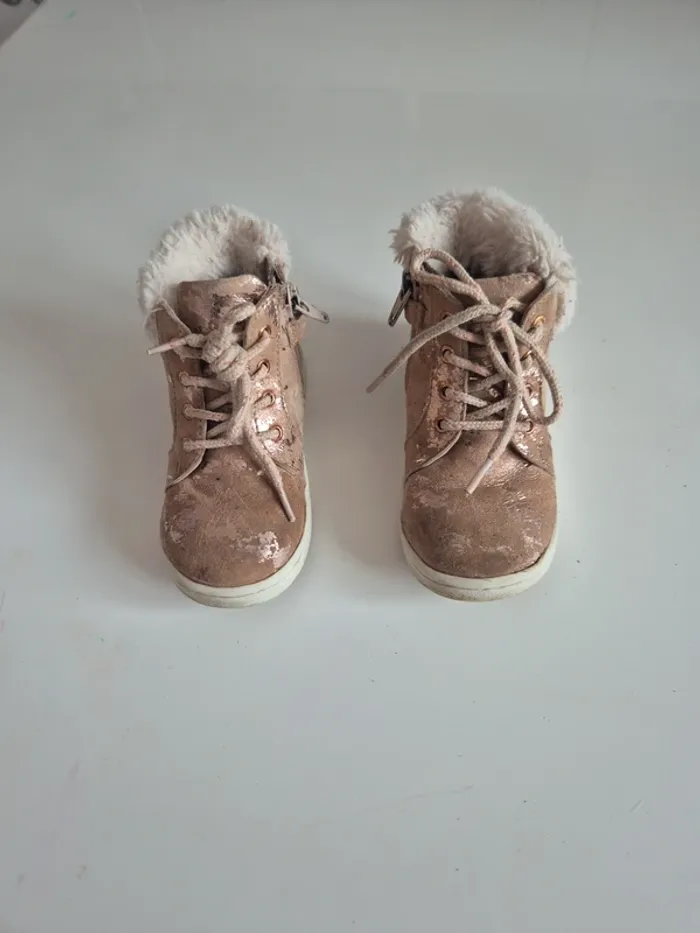 Chaussure 23