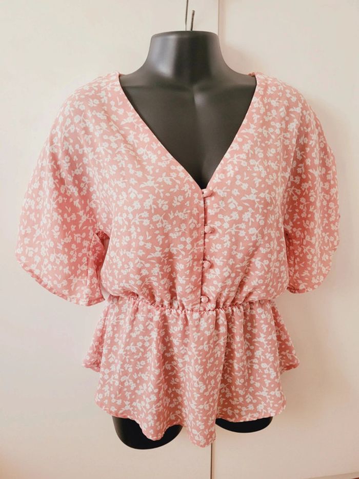 Tee shirt haut top blouse rose fleurs blanches style liberty coquette taille XS 34 Sienna Sky - photo numéro 2