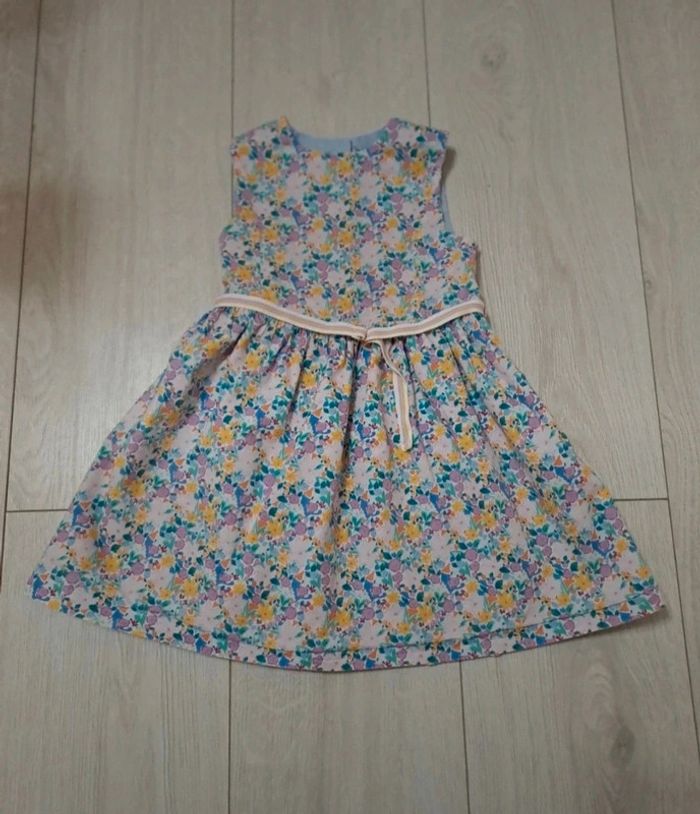 Superbe robe reversible 4A