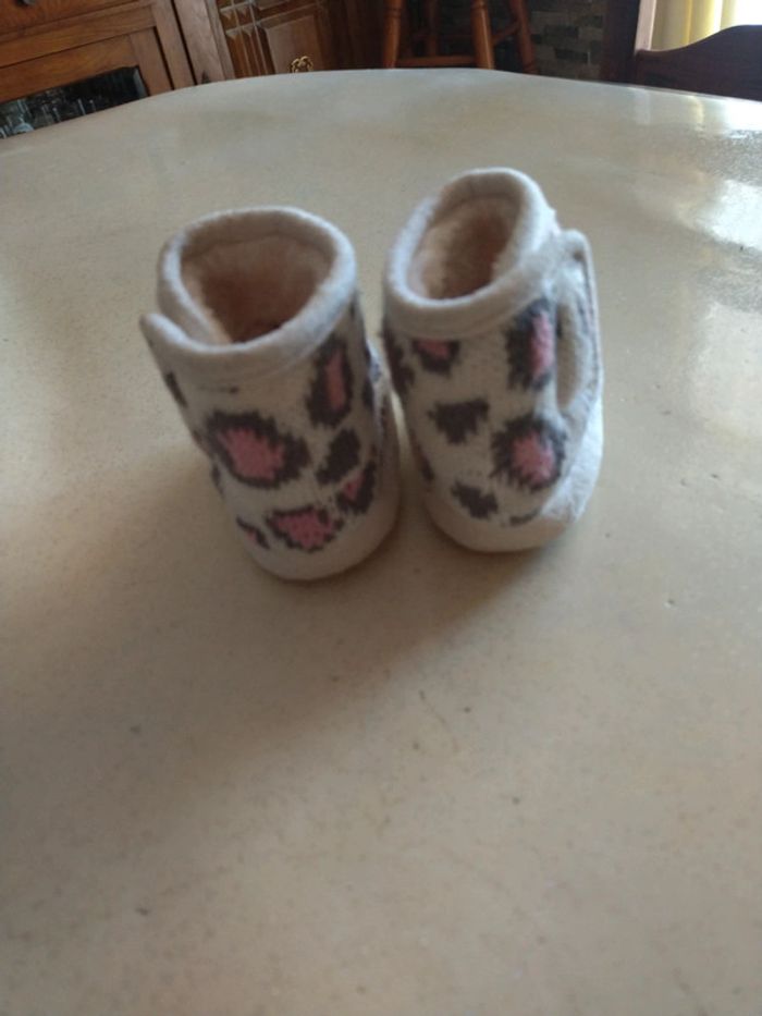 Petites pantoufles bébé - photo numéro 2