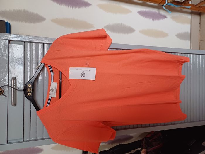 2 tee shirts (dont 1 neuf) pour hommes Taille S - photo numéro 2