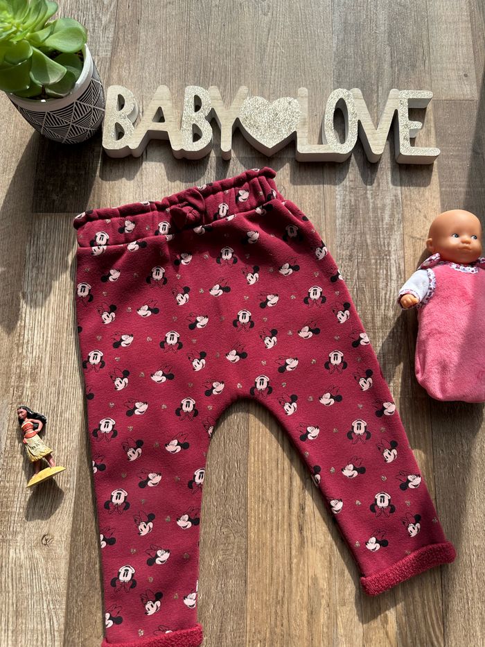 - Pantalon Disney - 24 mois - Très bon état