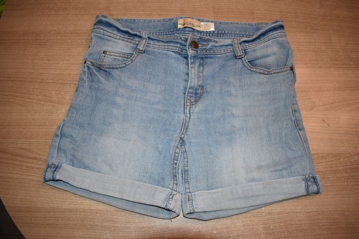 short en jeans taille 38