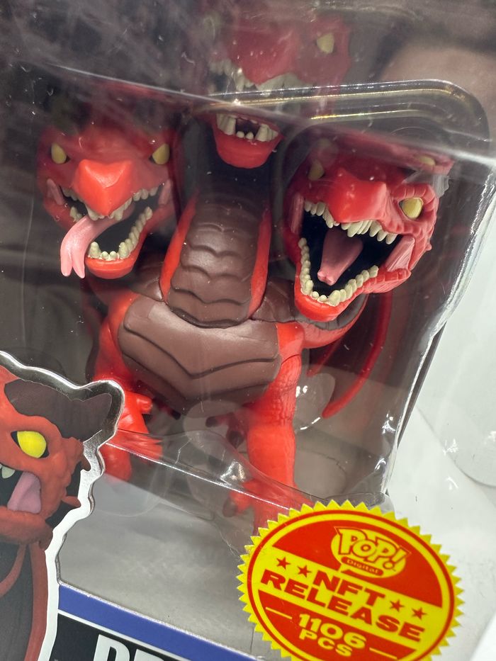 Funko Pop NFT Stranger Things Dragon 192 1106 Pcs - photo numéro 3