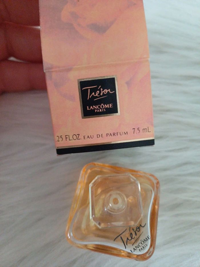 Miniatures trésor lancõme 7,5 ml - photo numéro 3