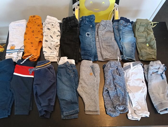 Gros lot jean pantalon 16 pièces 3 mois
