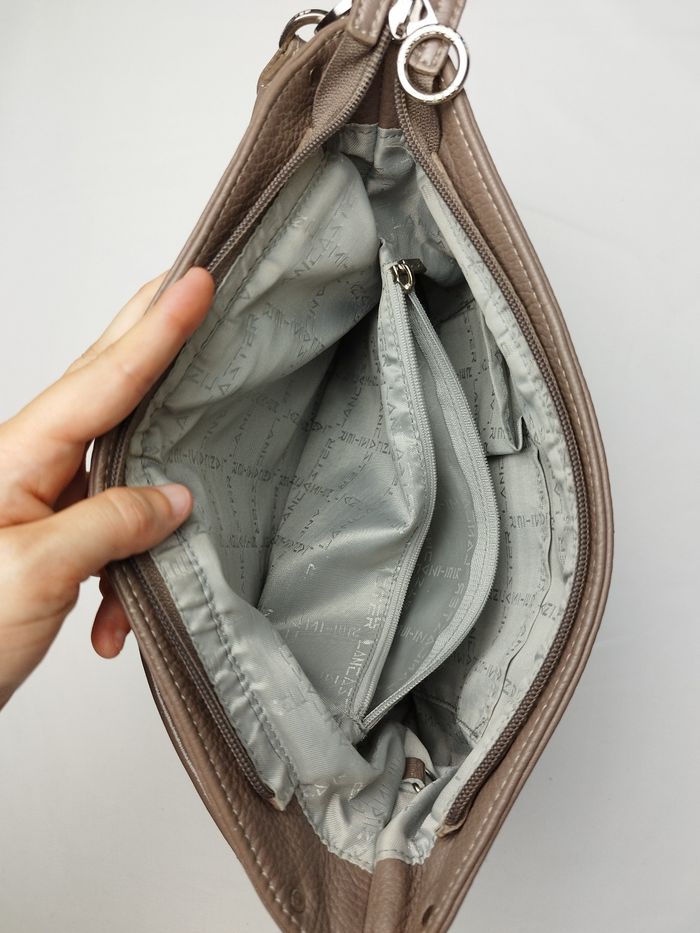 Sac en cuir Lancaster couleur taupe - photo numéro 4