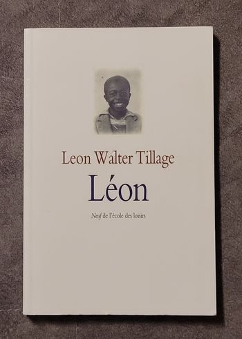 Léon Leon-Walter Tillage, Susan-L Roth (Illustrations), Nadia Butaud (Traduction)