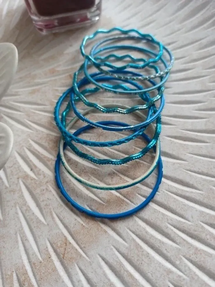 Lots de 9 bracelets - photo numéro 2