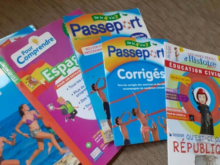 Cahiers de vacances collège, histoire et  langues