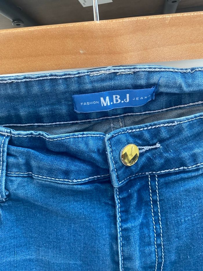 Jeans droit dégradé bleu MBJ en TBE 95% coton - photo numéro 2