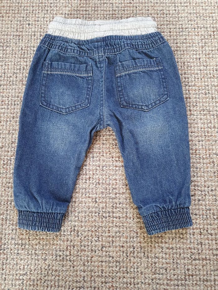 Jean taille 3 mois - photo numéro 2