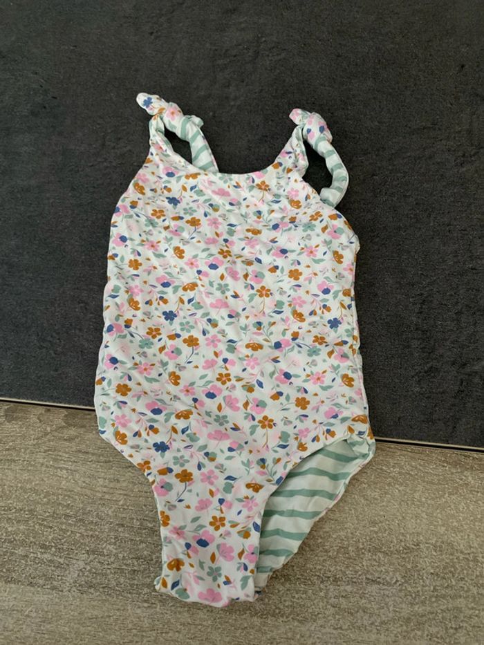maillot TAO réversible très bon état 6 mois - photo numéro 2