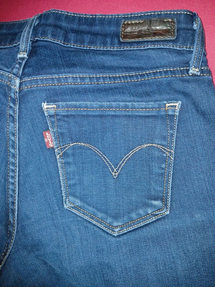 Jean Levi's demi curve Moderne Rise skinny taille W24 - photo numéro 4