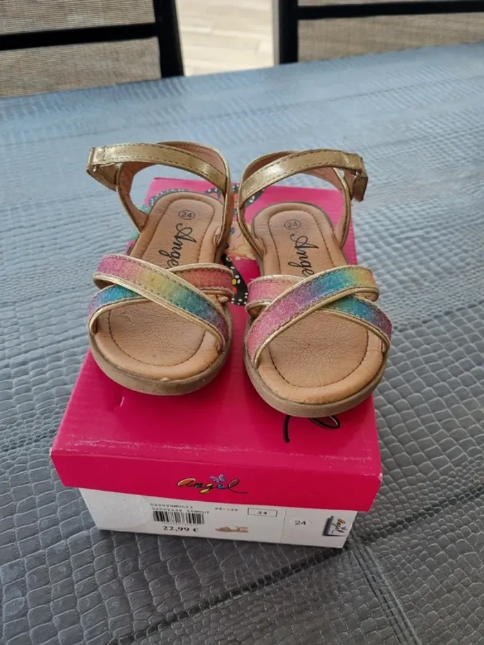 Sandalles d'été fille T.24