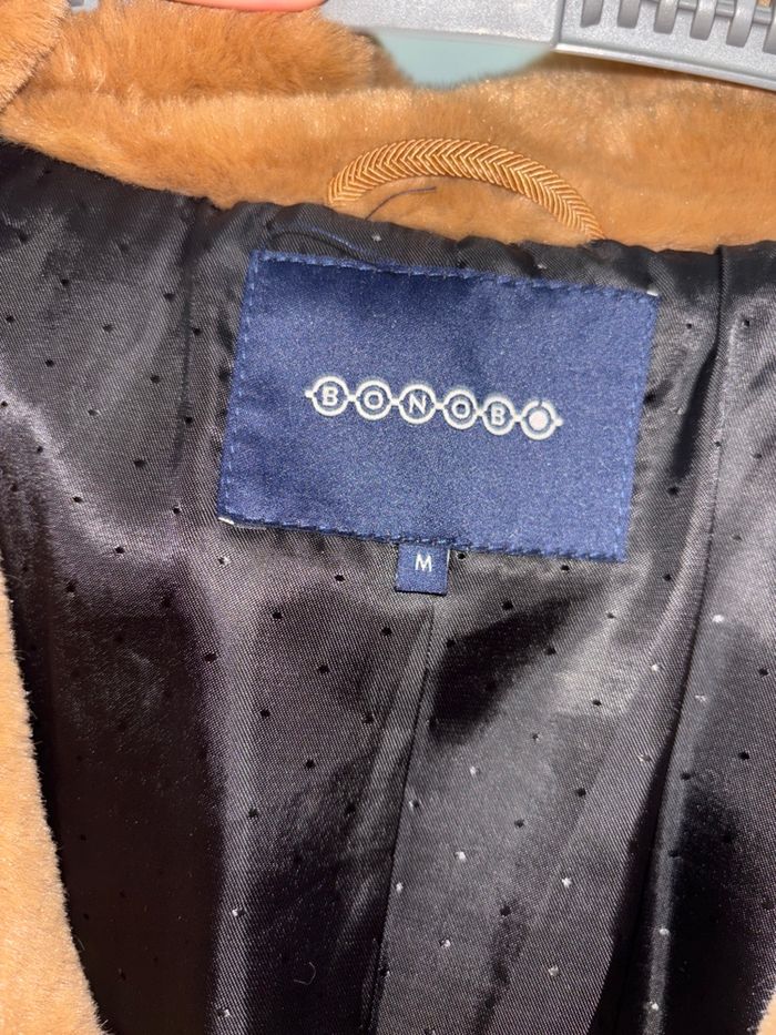 Manteau long en fausse fourrure - photo numéro 4