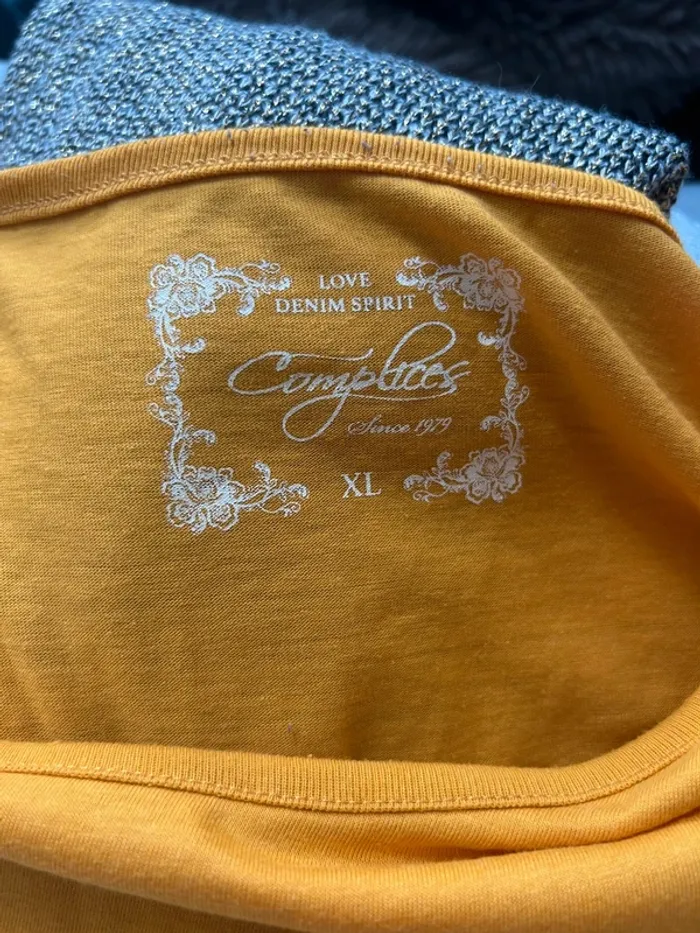 T-shirt manches longues avec imprimer taille 46/48 - photo numéro 7