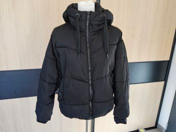 Doudoune taille XS pull&bear