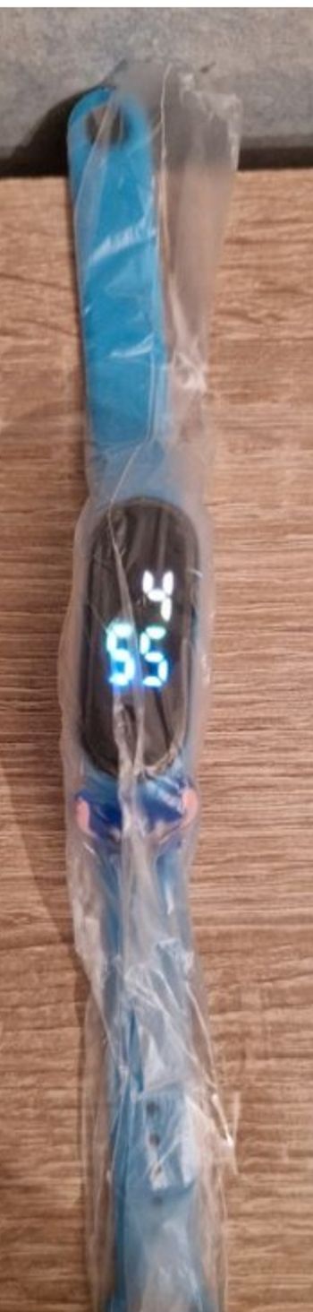 Montre Digital Stitch