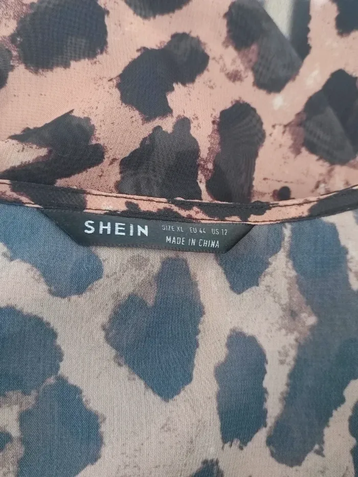 Blouse léopard fine marron et noir Shein - photo numéro 5