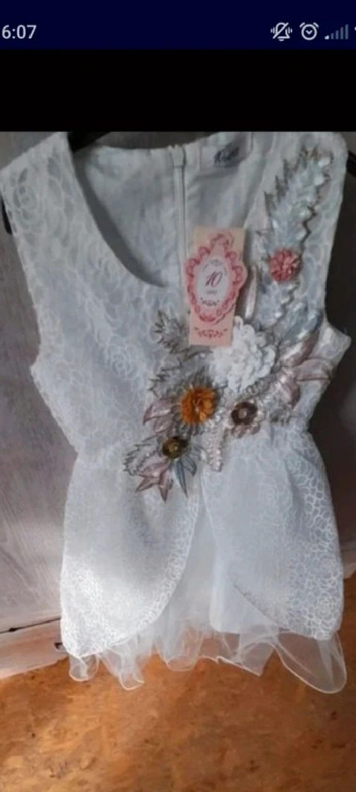Robe de cérémonie