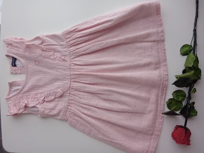 Magnifique robe doublée neuve - photo numéro 3