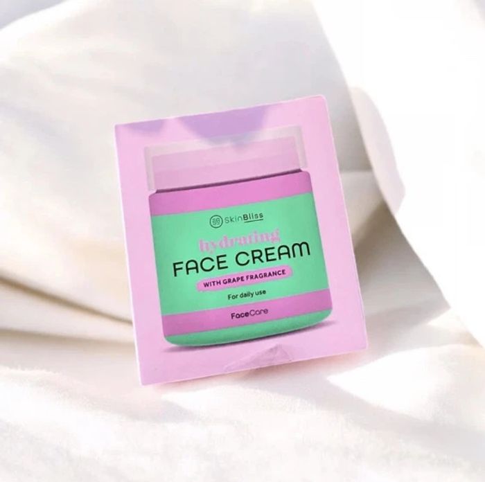 Face Cream Hydrating - photo numéro 2